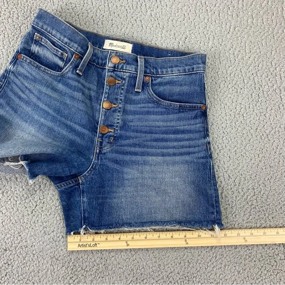Madewell High-Rise Denim Shorts in Burke Wash: Button-Front EditionSize:27